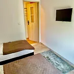 Nr 5 Lub 6 Przy Sali Kominkowej