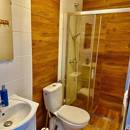 Nr 5 Lub 6 Przy Sali Kominkowej *
